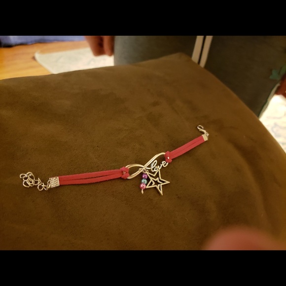 Brand new pink star bracelet - Picture 2 of 2